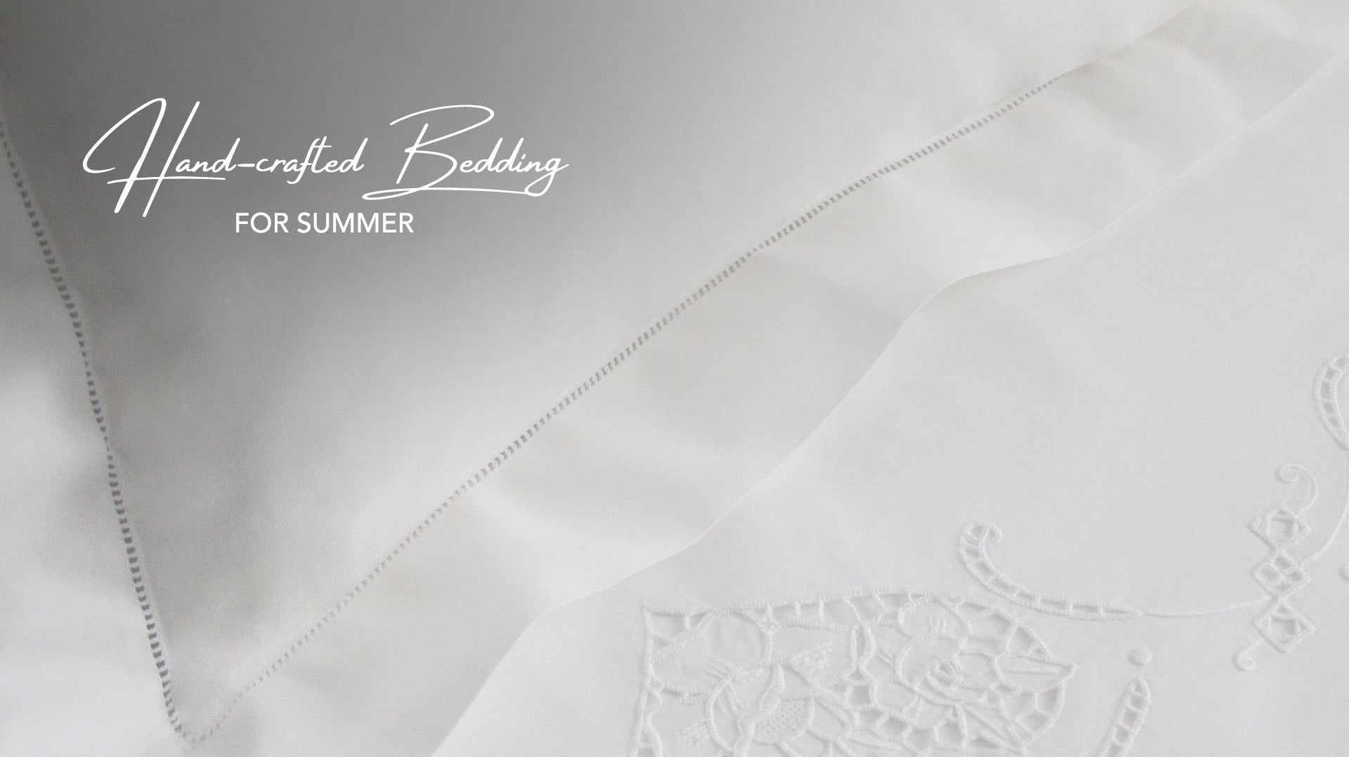 Percale ou satin : choisir la literie de luxe idéale pour l’été