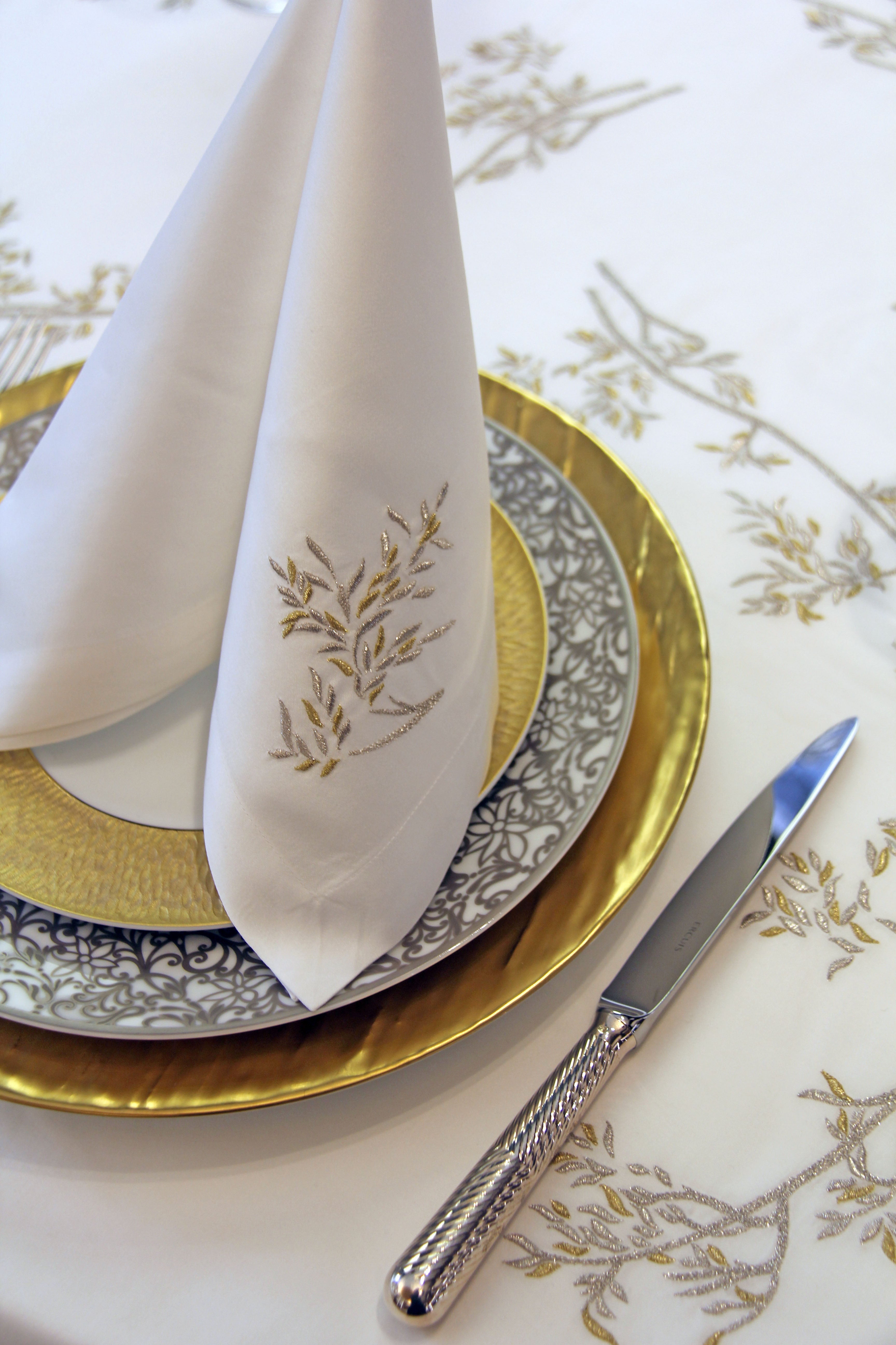 Nappe lin brodée Nagoya